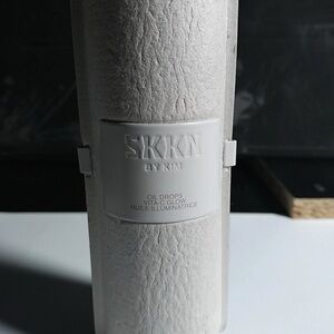 SKKN by Kim OIL DROPS VITA-C GLOW, 1 FL OZ SEALED